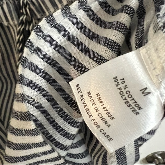 Rampage crop top off shoulder fringe detail striped size medium - Picture 9 of 9